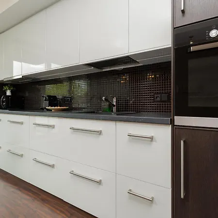 Airport Klobucka By Renters Apartman *