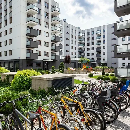 Airport Klobucka By Renters * Warsaw
